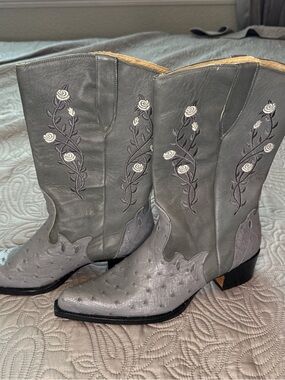 Gray Embroidered Western Cowboy Boots - Women's